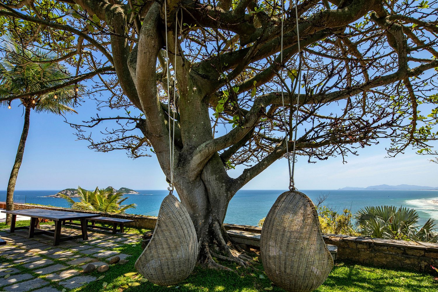Photo 7 of Beachfront villa in Joá