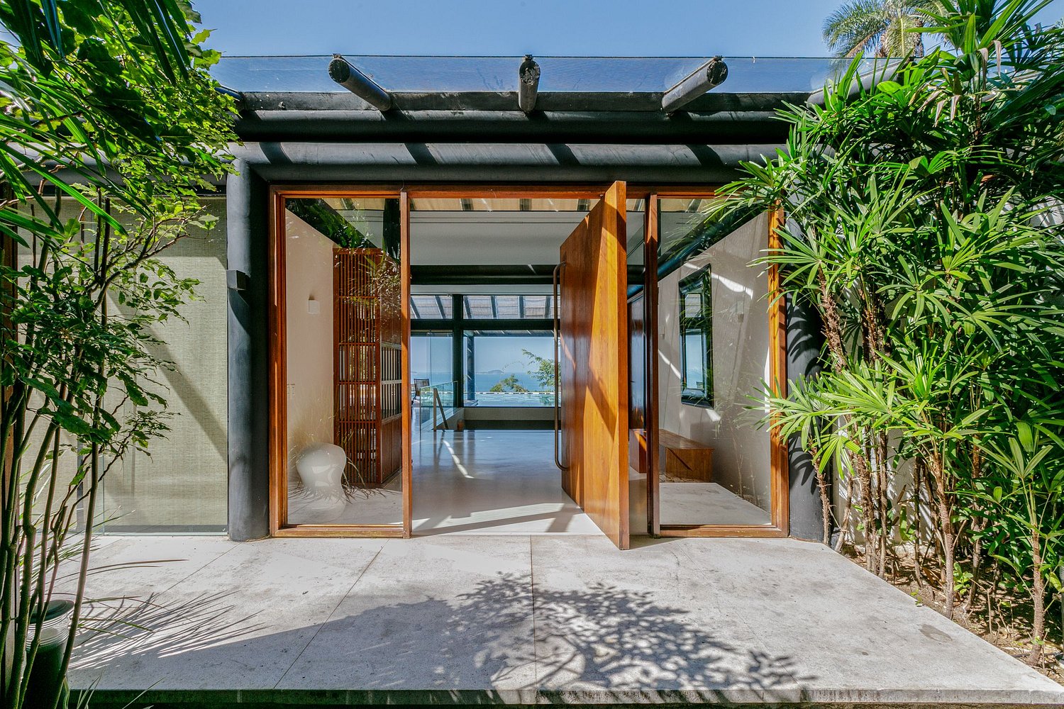 Photo 5 of Modern villa in São Conrado
