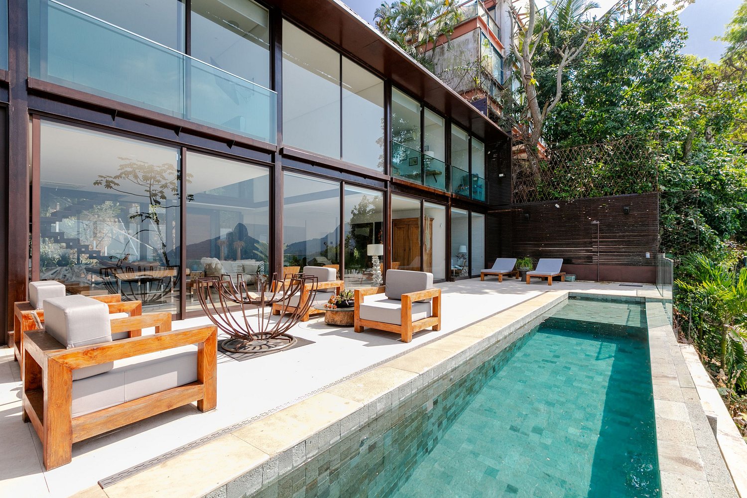 Photo 3 of Infinity pool villa in Joá